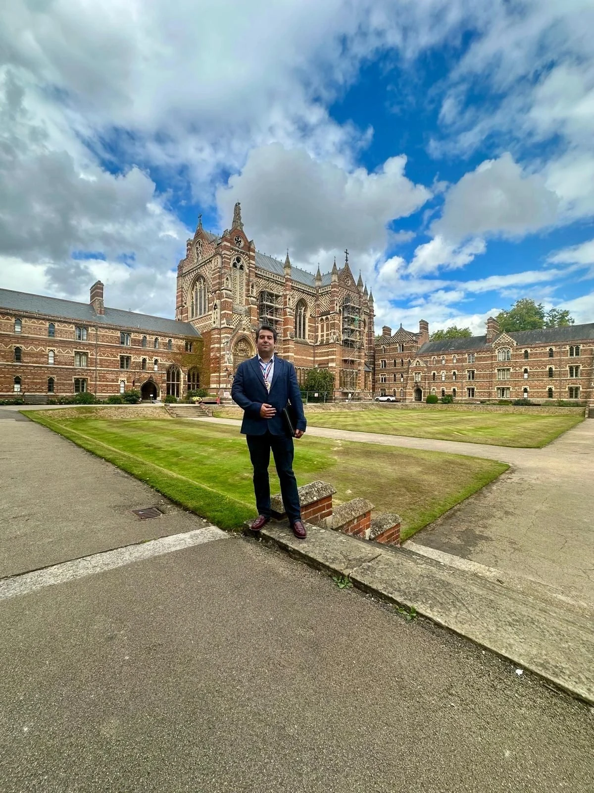 Carlos Cuadrado Gómez-Serranillos en Keble College, Oxford, con motivo del encuentro profesional de 2025.
